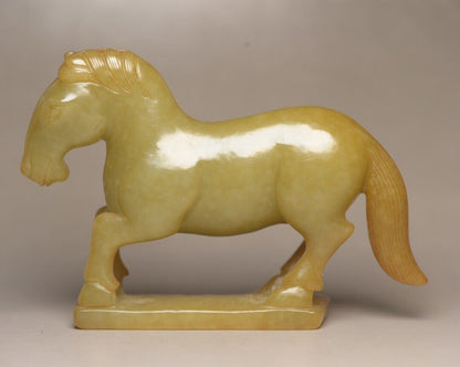 Top Chinese Natural Hetian Jade Carved Exquisite Horse Statue Collection Artwork