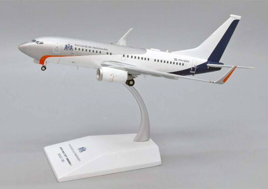 1:200 JC Wings Netherlands Government BOEING 737-700 Airplane Diecast Model