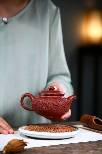 China Yixing Zisha Pottery Clovershrub Clay Handmade 250cc Dragon Grain Teapot