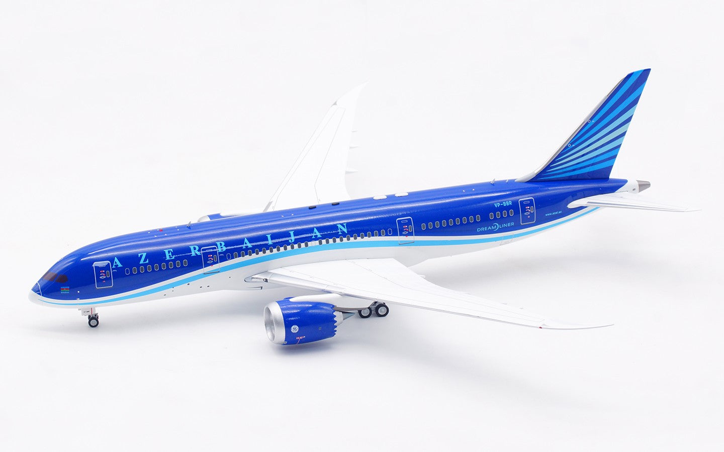 1:200 InFlight Azerbaijan Airlines B787-8 Airplane Diecast Aircraft Model