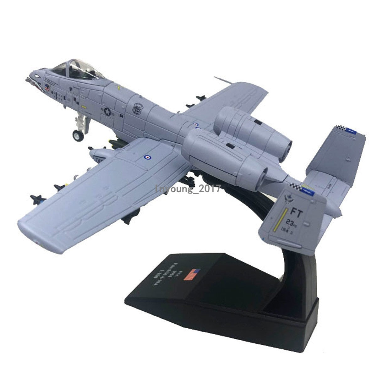 1:100 A-10 Thunderbolt II Warthog Attack Airplane Model Diecast Plane Model