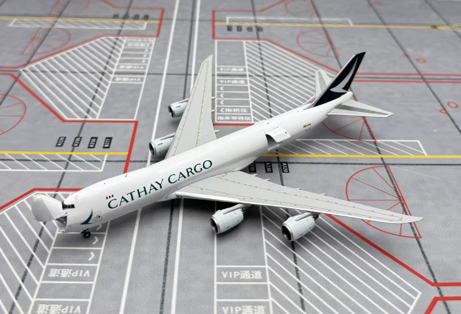 1:400 YY Wings CATHAY CARGO BOEING B747-8F Plane Aircraft Diecast Airplane Model