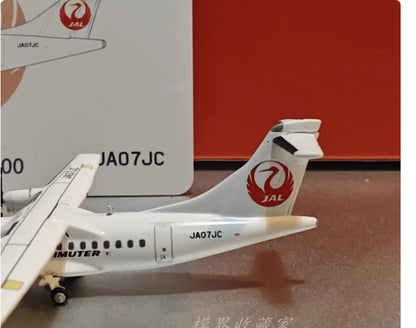 1:400 JC Wings Japan Air Commuter ATR 42-600 JA07JC Diecast Aircraft Model