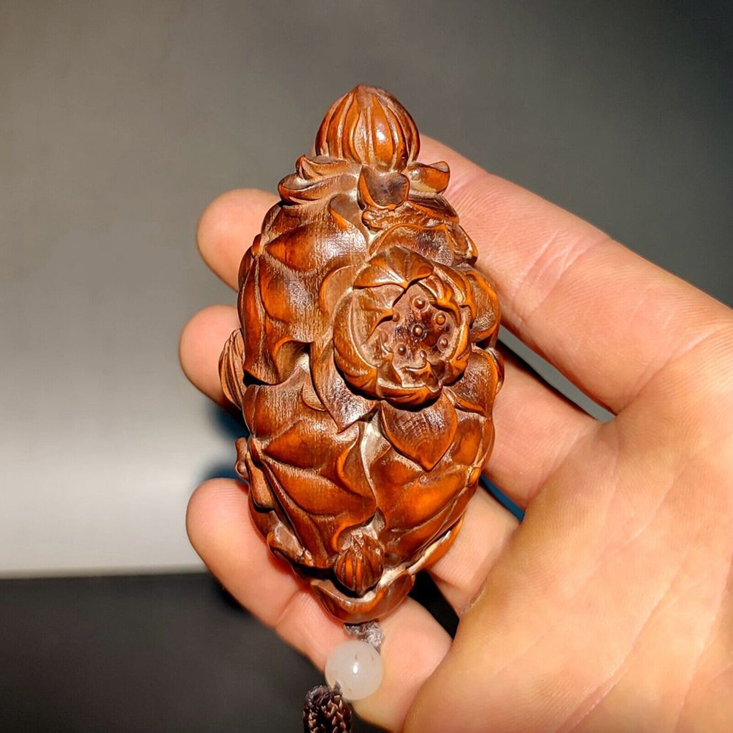wood carving wooden Lotu frog wooden carved statue Portable mini Boxwood gift