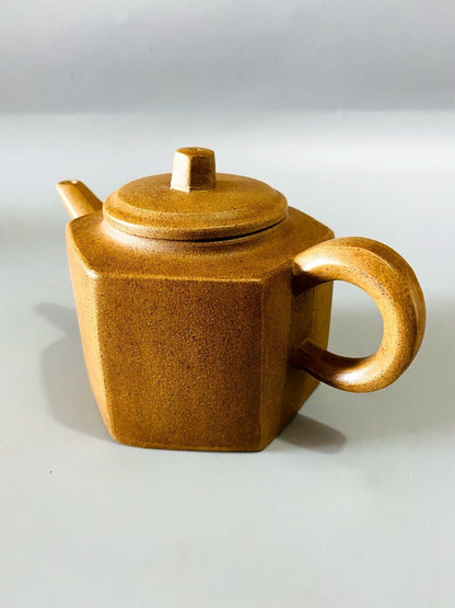 Chinese Yixing Zisha Clay Handmade Exquisite Teapot（六方壶 底款：尹益中）