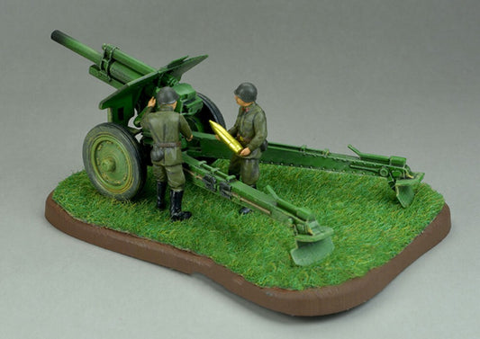 1/72 Soviet M-30 howitzer Tank Platform + 2 Soldier Finished Model