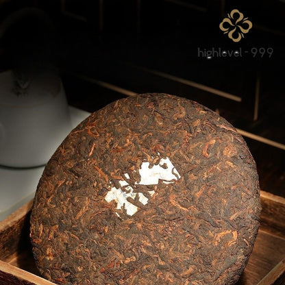 357g Ripe Pu'er Tea Cake Yunnan Glutinous Rice Aroma Aged Resistant Brewing Tea
