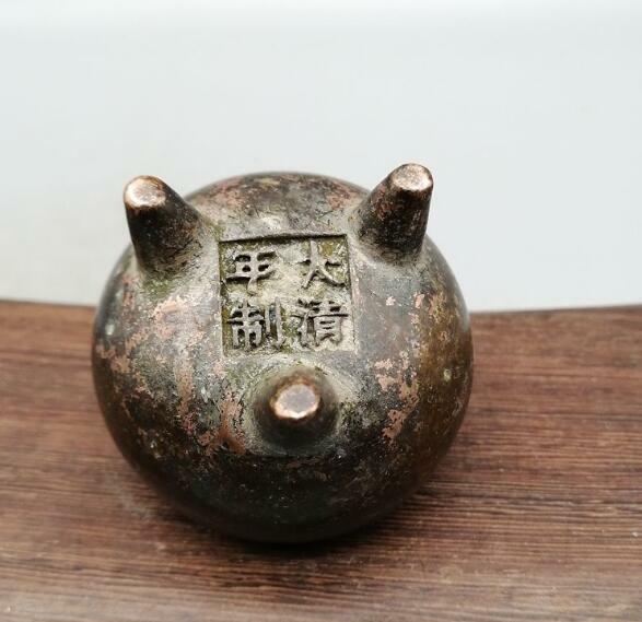 Mini Incense Burner Retro Bronze Censer Collectible Hand-carved Ornament