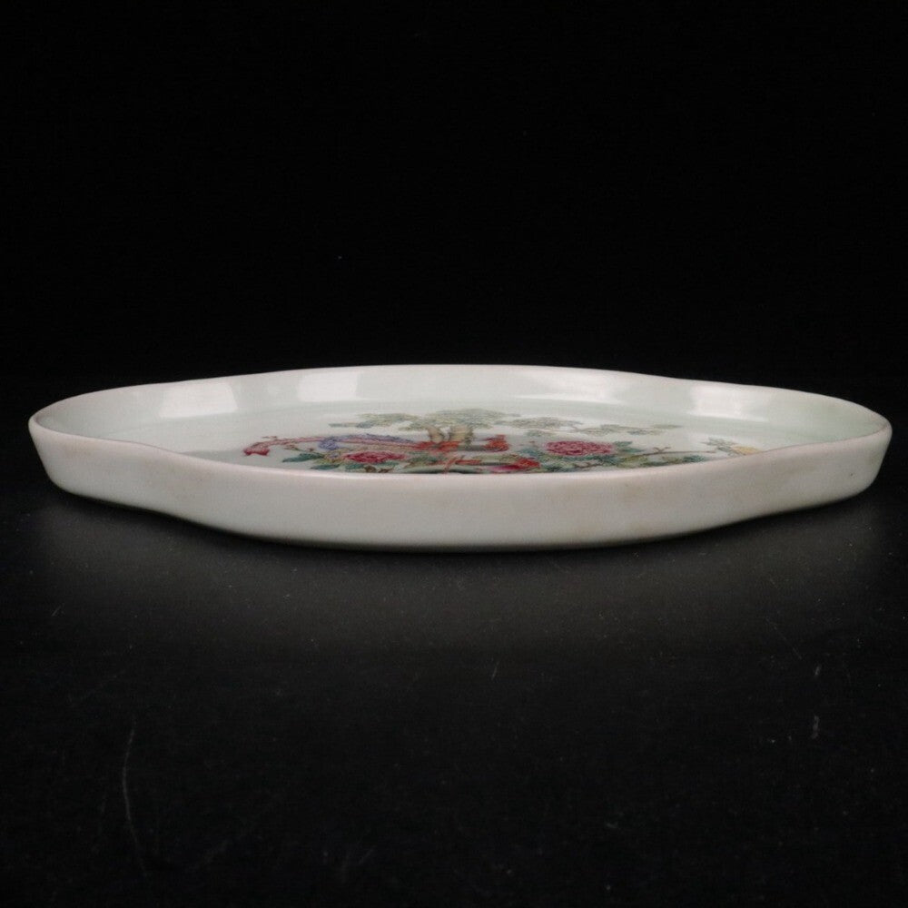Old Chinese porcelainted phoenix jar pots, tea trays -