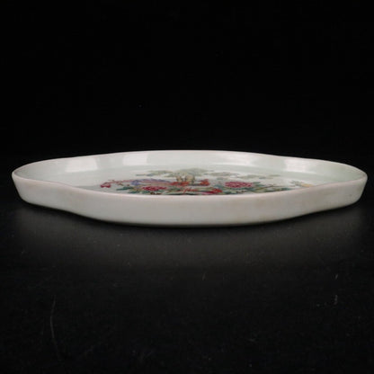 Old Chinese porcelainted phoenix jar pots, tea trays -