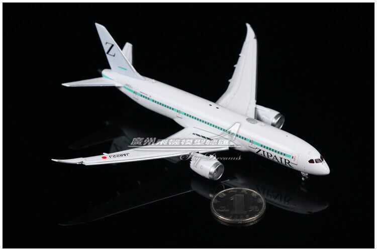 1:400 JC Wings ZIPAIR BOEING 787-8 Passenger Airplane Flap Down Diecast Model