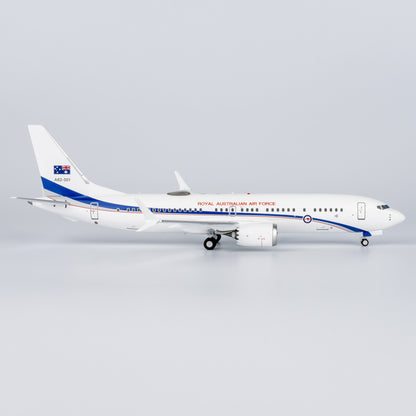 1:200 NG Models RAAF Boeing 737 MAX 8 Passenger Diecast Aircraft Model