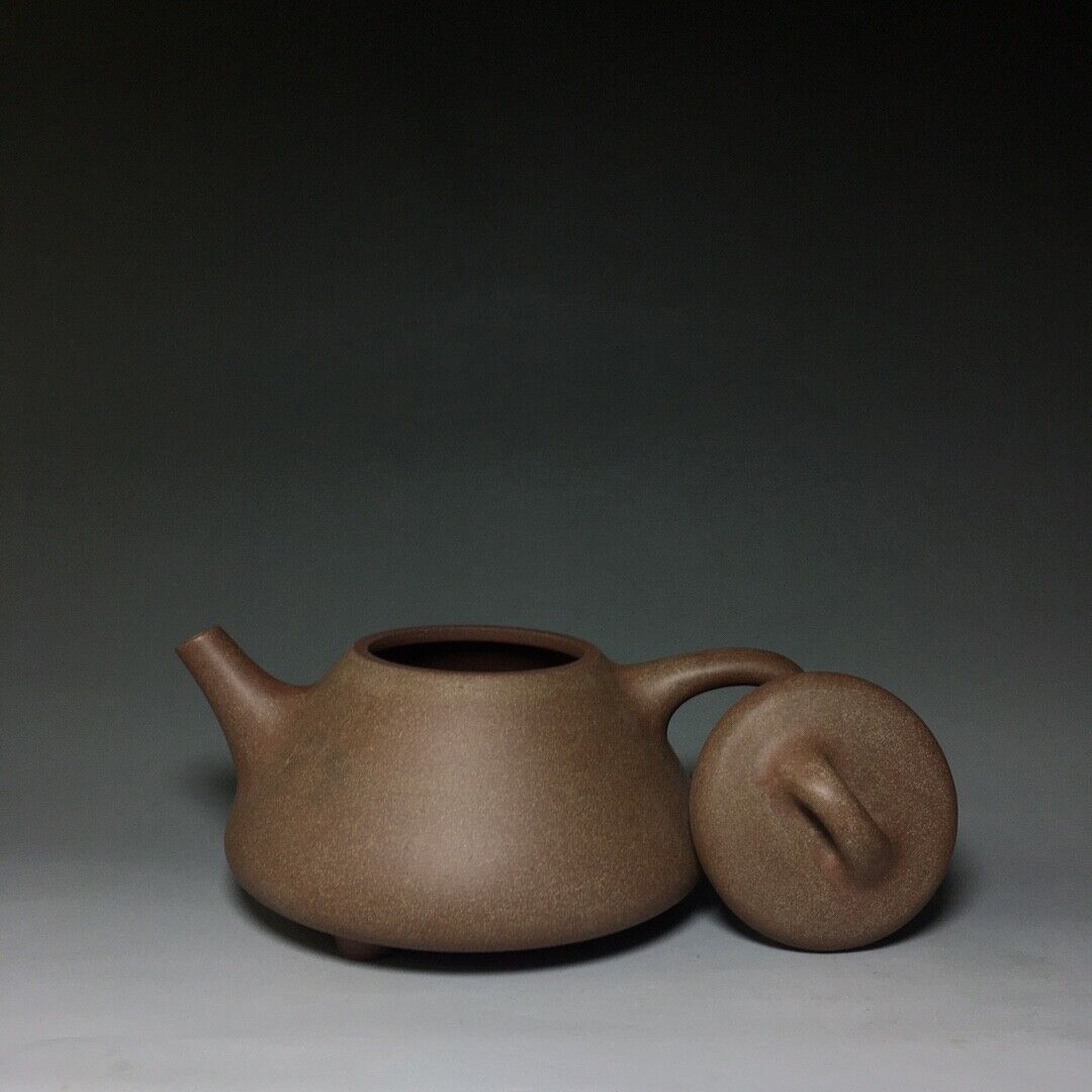 Chinese Yixing Zisha Clay Handmade Exquisite Teapot （石瓢 底款：如图）