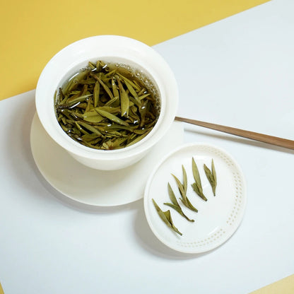 Authentic Fuding White Tea Mingqiantou Premium White Peony Small Square Tea