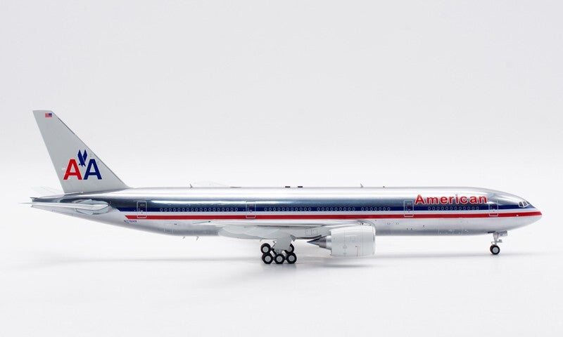1:200 32CM InFlight American BOEING 777-200 Passenger Airplane Diecast Model