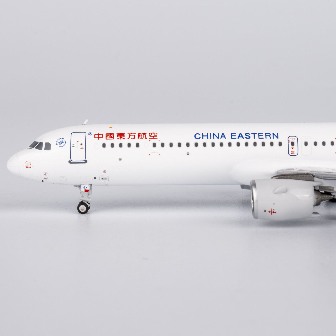 1:400 NGmodels China Eastern Airbus A321neo Airplane Diecast Plane Model