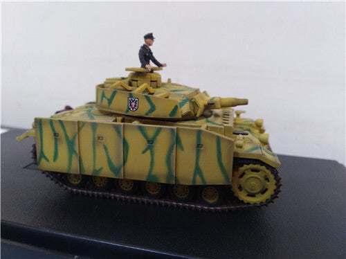 3R WWII German Panzer III Ausf.N tank with crew 1/72 ABS Tank Pre-builded Model