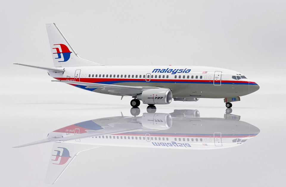1:200 JC Wings Malaysia Airlines BOEING 737-500 Passenger Aircraft Diecast Model