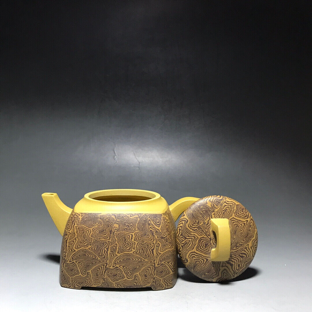 Chinese Yixing Zisha Clay Handmade Exquisite Teapot （四方胶泥 底款：王明洲）