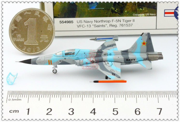 Herpa Wings US F-5 F-5N Tiger II VFC-13 SAINTS 1/200 diecast model aircraft