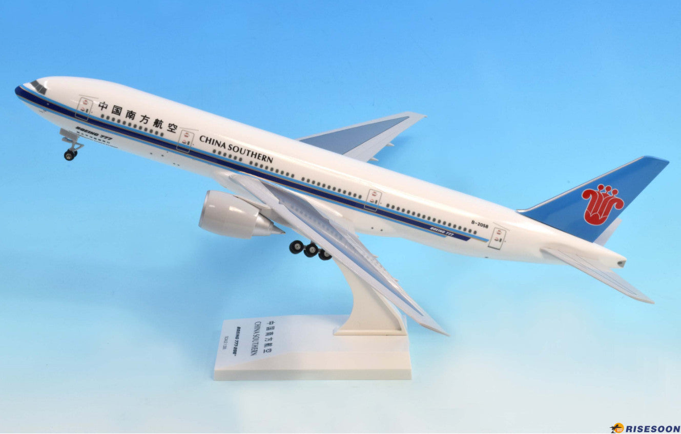 33CM 1:200 Risesoon CHINA SOUTHERN BOEING 777-200 Airplane ABS Plastic Model