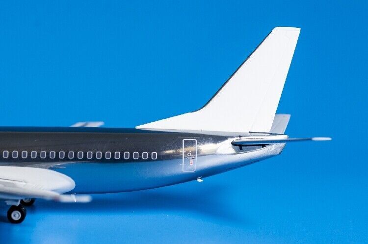 1:200 17CM JC Wings BOEING 737-300 Passenger Aircraft Diecast Blank Plane Model