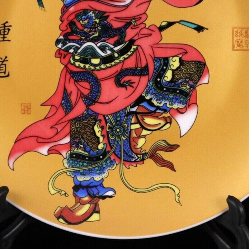 Old Chinese powder color porcelain Zhong Kui character pattern plate Qianlong Ma