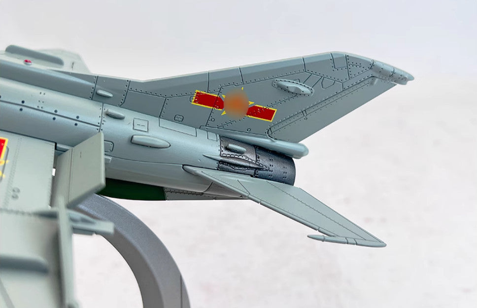 1:48 31CM J-7G Fighter Jet Airplane Diecast Military Aircraft Plane Model