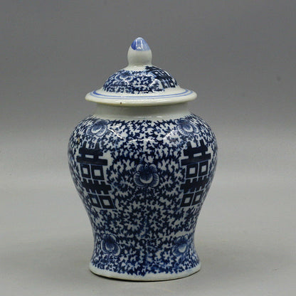 China Jingdezhen porcelain blue and white general jar tea jar Qing Qianlong
