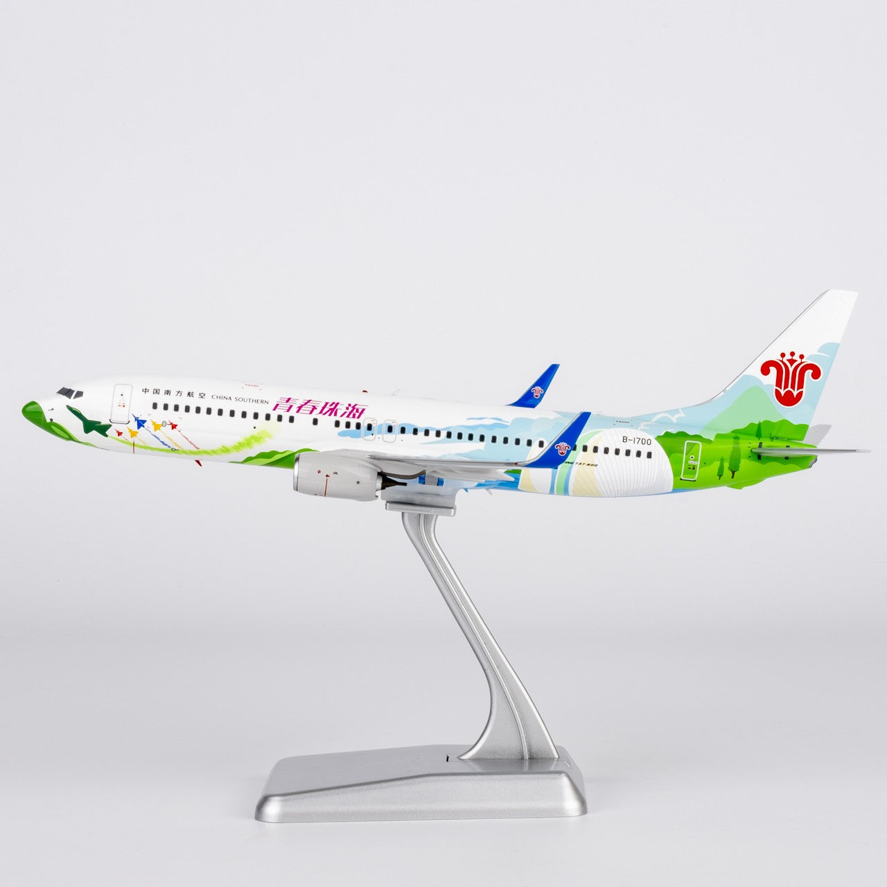 1:200 NGmodels China Southern Boeing 737-800 Passenger Diecast Airplane Model
