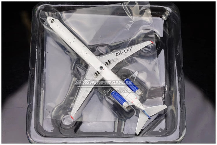 1:400 JC Wings FINNAIR McDonnell Douglas MD-83 Passenger Airplane Diecast Model