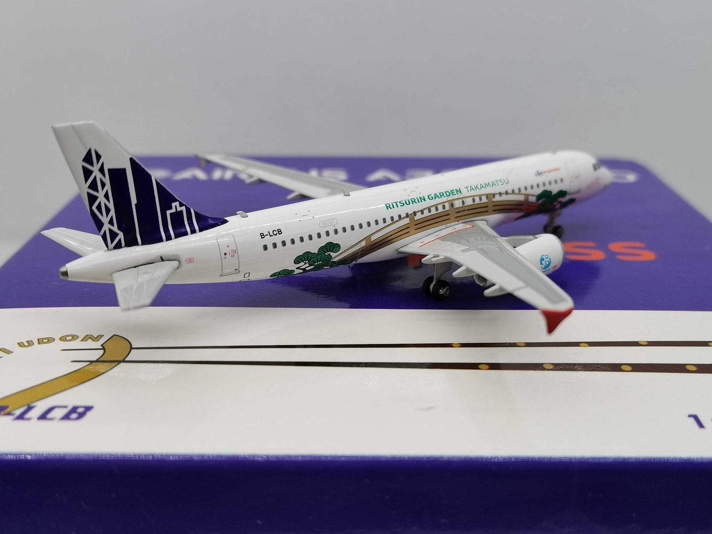 1:400 Phoenix RITSURIN GARDEN TAKAMATSU A320 Airplane Diecast Aircraft Model