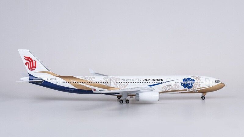 47CM AIR CHINA AIRBUS A330 Passenger Plane Led Sound Light Resin Aircraft Model