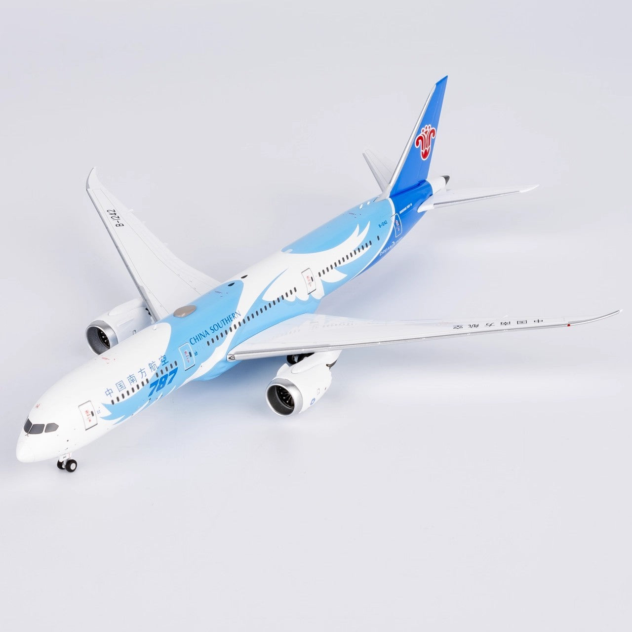 1:400 NGmodels China Southern B787-9 Passenger Airplane Diecast Plane Model