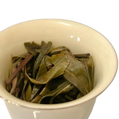 357g Yunnan 2022 Tea Nannushan First Spring Ancient Pu'er Tea Raw Tea Cake Tea