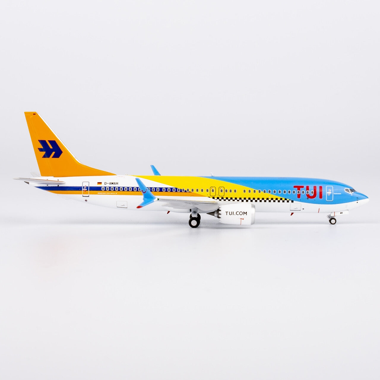 1:400 NG Models TUI Airways Plane Boeing 737 MAX 8 Diecast Airplane Model