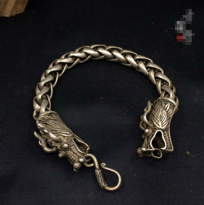 China Antique Collection of Old Tibet Dragon Head Bracelets Domineering