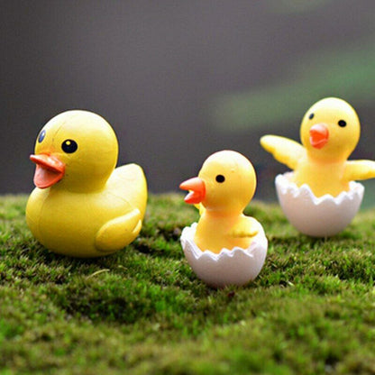 Mini Figurines Garden Duck Ornament 1 Adult Duck and1 Hatching Duck Resin Decor