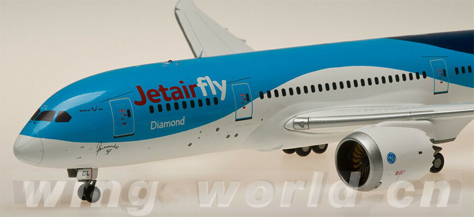 1:200 28CM JC Wings Jetairfly BOEING 787-8 Passenger Airplane Diecast Model