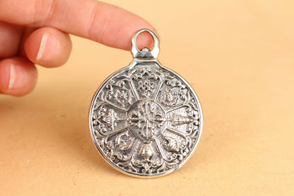 Chinese tibet silver dragon amulet pendant netsuke nobe necklace
