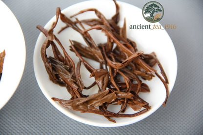 500g Yunnan Fengqing Dianhong Tea Pine Needle One Bud with Two Leaves Black Tea