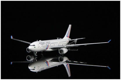1:400 JC Wings France Air Force AIRBUS A330-200 Passenger Airplane Diecast Model