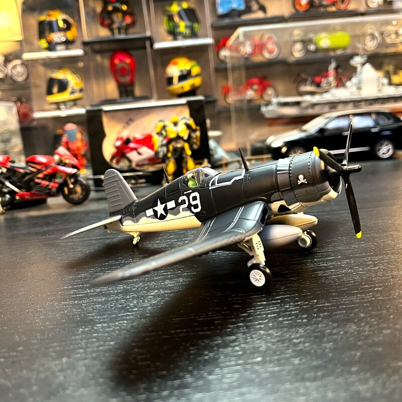 1:72 Scale US World War II Carrier Aircraft F4U Pirate Fighter Aircraft Model