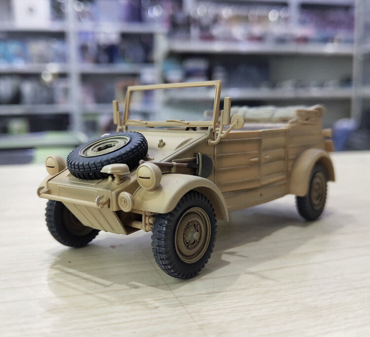 1:35 ARTISAN VW82 Kubelwagen Army Vehicle Plastic Diecast Military Jeep Model