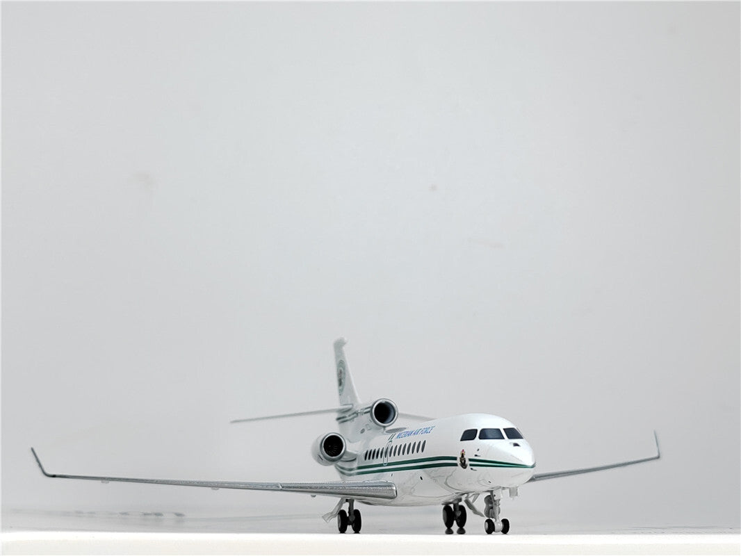 1:200 NG Model NIGERIAN AIR FORCE Falcon 7x Airplane Diecast Aircraft Model