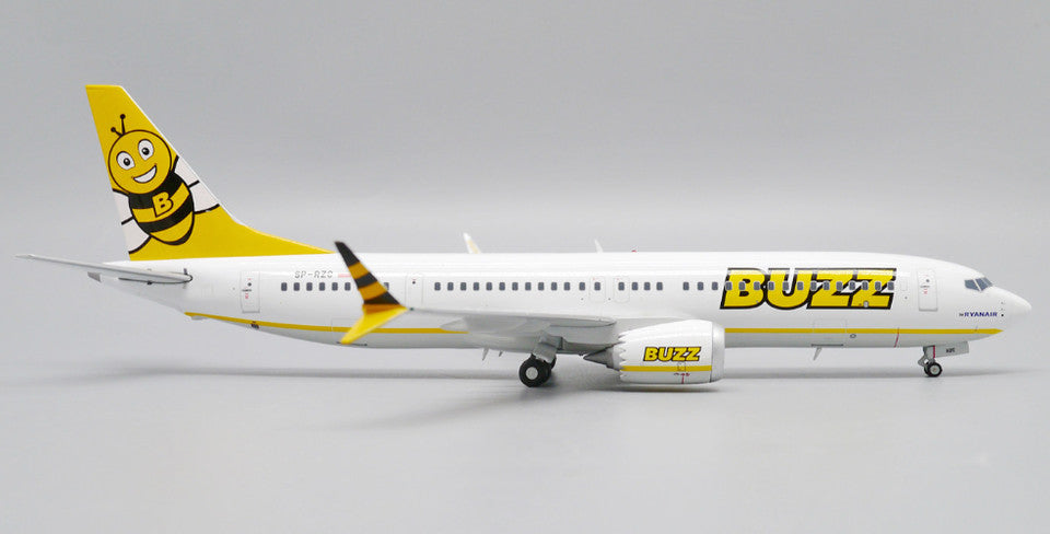 1:200 JC Wings BUZZ BOEING 737 MAX 8 Passenger Airplane Diecast Aircraft Model