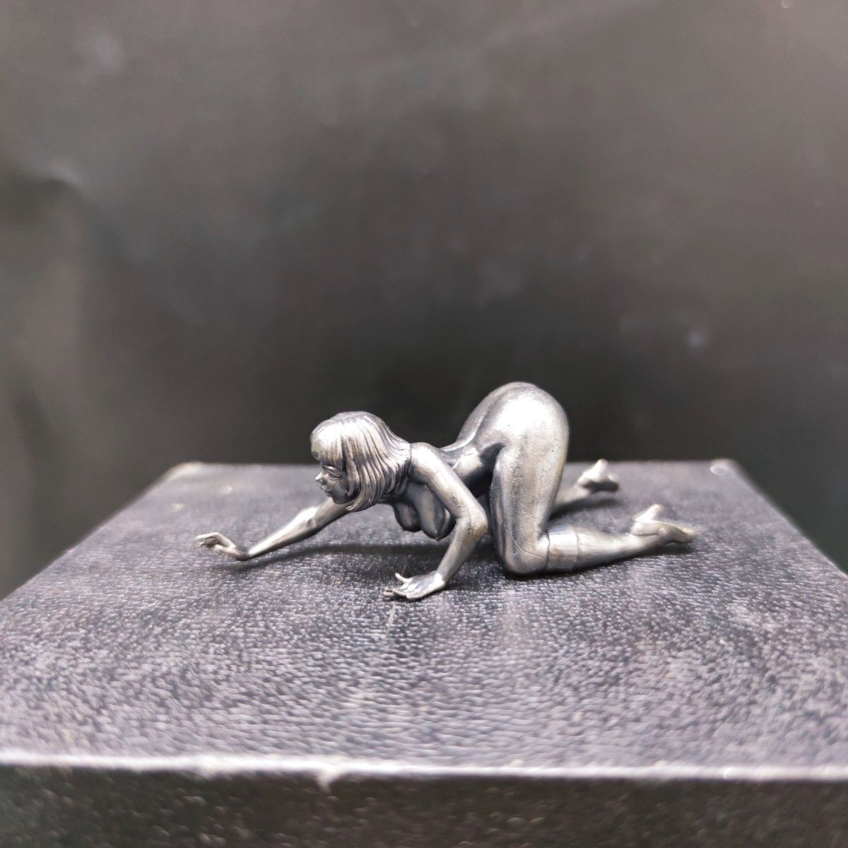 Asian Copper casting Young Girl Art Ornaments Statue