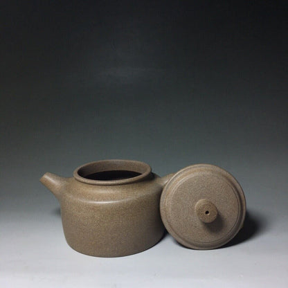 Chinese Yixing Zisha Clay Handmade Exquisite Teapot （徳钟. 底款：伟萍）