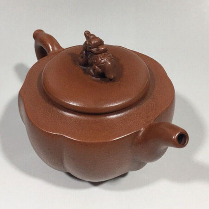 Chinese Yixing Zisha Clay Handmade Exquisite Teapot （菱花壶 底款：汪寅仙）