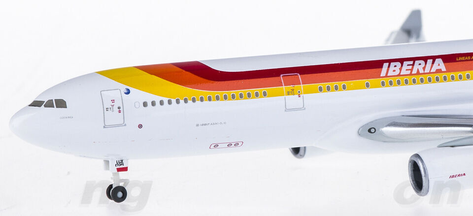 1:400 Hogan IBERIA AIRBUS A330-300 Passenger Airplane Diecast Aircraft Model